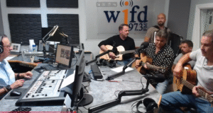 Arlindo Andrade na 97.3 FM - WJFD Arlindo